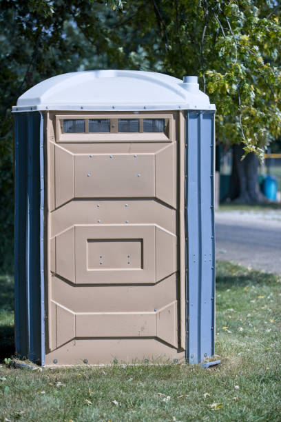 Portable Toilet Options We Offer in Alexander City, AL